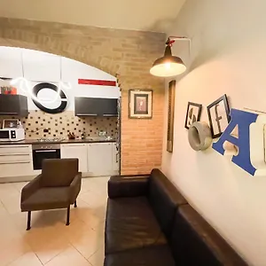  Appartamento Incortedafabio Design Flat With Bikes Italia