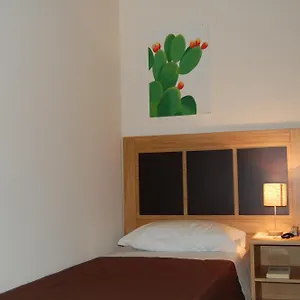  Alloggio per agriturismo Terre Iblee